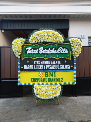 Papan Bunga Duka di Karangpapak