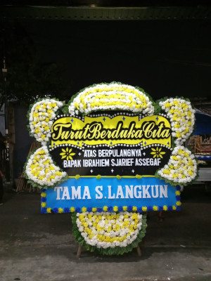 Papan Bunga Duka di Karangpapak