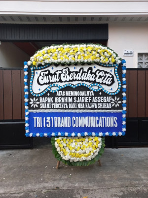 Papan Bunga Duka di Karangpapak